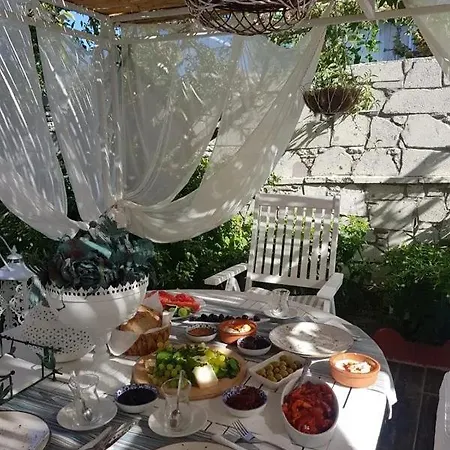 Alacati Sunset Butik Cesme