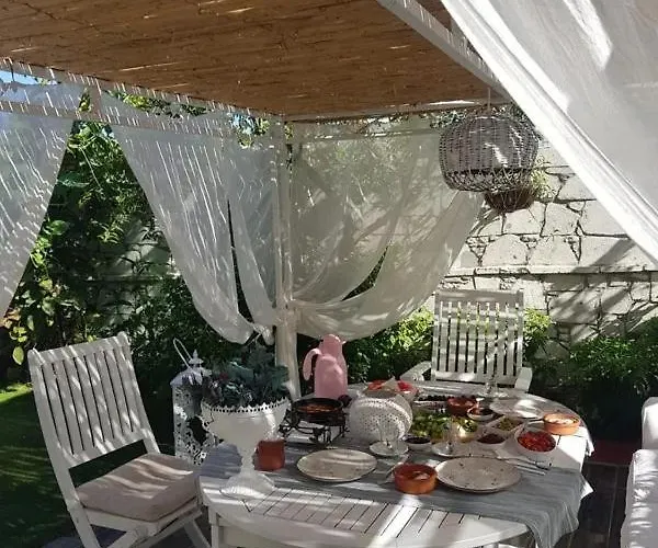 Alacati Sunset Butik Кешме