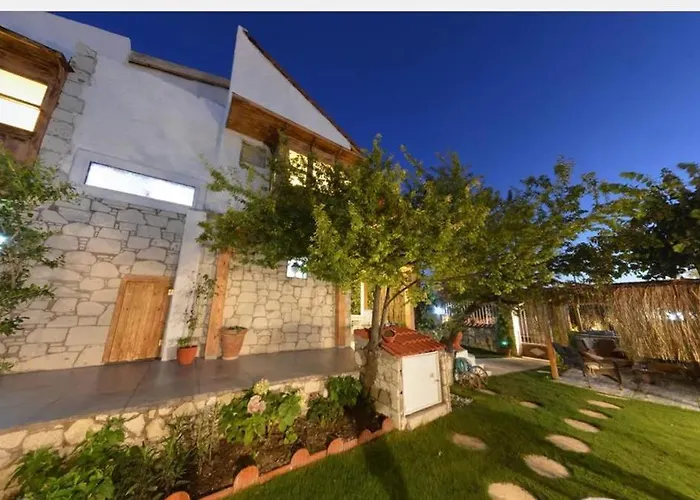 Alacati Sunset Butik * Кешме