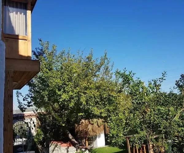 Alacati Sunset Butik * Кешме