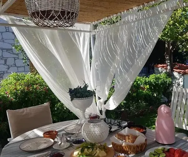 Alacati Sunset Butik Отель